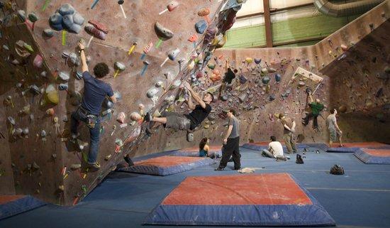Earth Treks Climbing Center